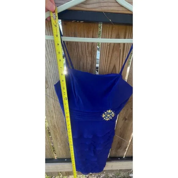Jessica Howard Royal Blue Tiered Cocktail Dress Size 10 w/ Brooch Embellishment - Picture 5 of 8